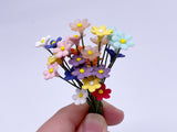 D007 Little Cute Daisy Flower 1:12  Miniature Dollhouse Diorama Display